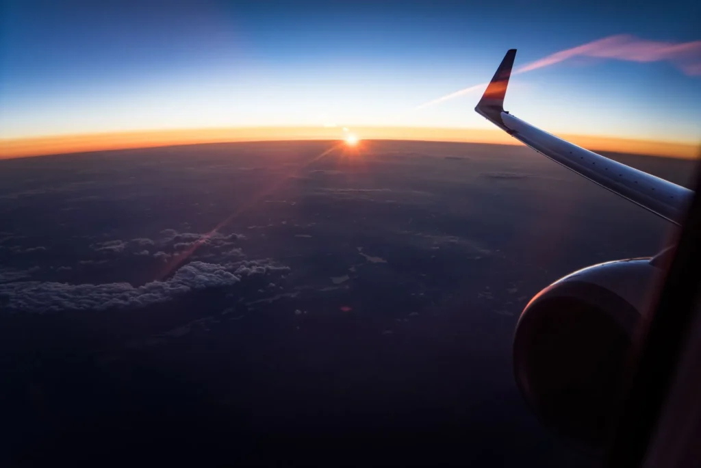 Por que sentimos jet lag? O relógio do corpo explica